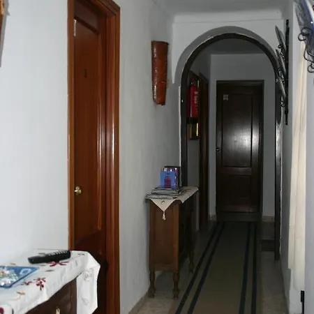 Guest house El Portillo 2*