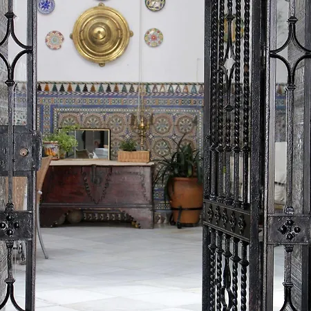 El Portillo Guest house 2*